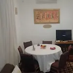 Efterpi's Tower House! εύ τέρπω She Who Brings Joy Holiday home *