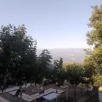Holiday home Efterpi's Tower House! εύ τέρπω She Who Brings Joy *
