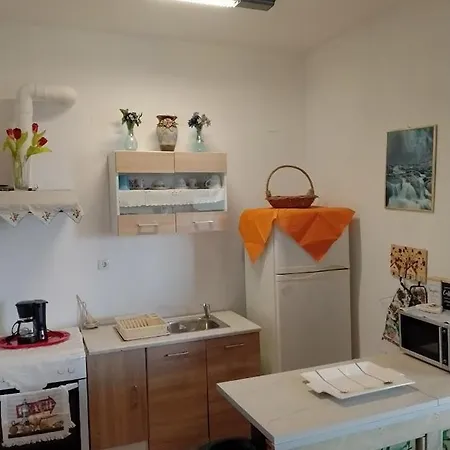 Efterpi'S Tower House! Εύ Τέρπω She Who Brings Joy Vakantiehuis Tóriza