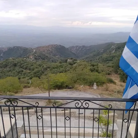 בית נופש Efterpi's Tower House! εύ τέρπω She Who Brings Joy