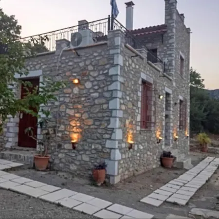 Efterpi's Tower House! εύ τέρπω She Who Brings Joy Holiday home