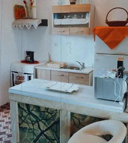 Efterpi'S Tower House! Εύ Τέρπω She Who Brings Joy Дом отдыха *