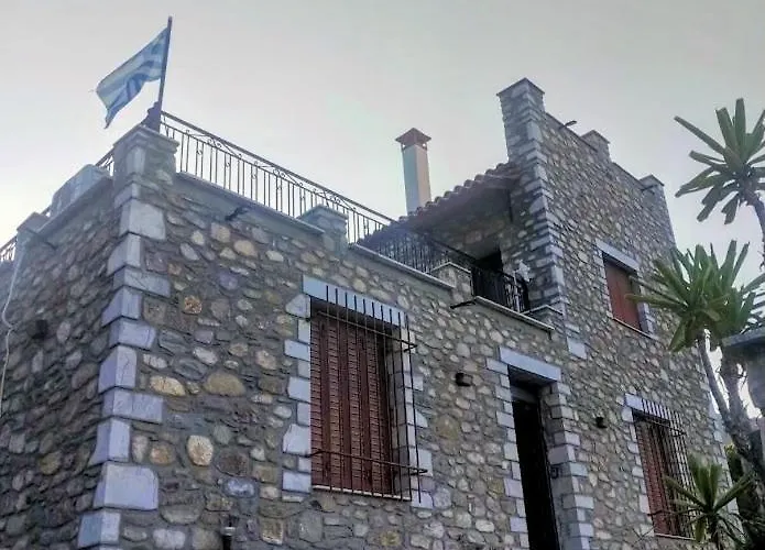 Efterpi'S Tower House! Εύ Τέρπω She Who Brings Joy Дом отдыха *