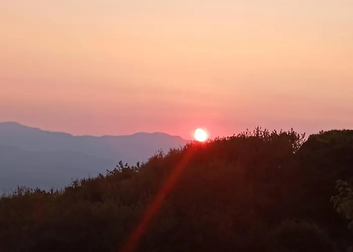 Efterpi'S Tower House! Εύ Τέρπω She Who Brings Joy Дом отдыха *